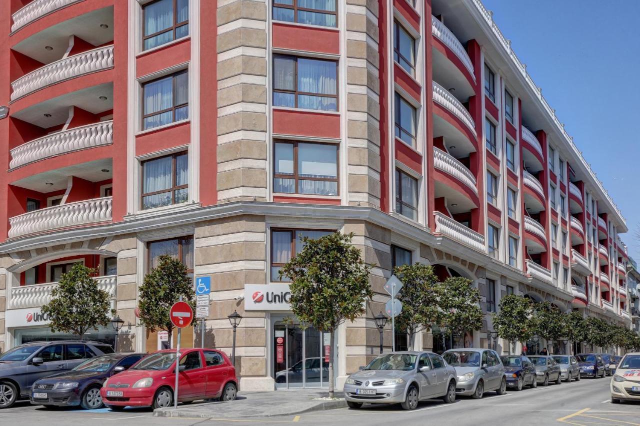 Premium Center Apartment In Grand Karavel Varna Exterior photo