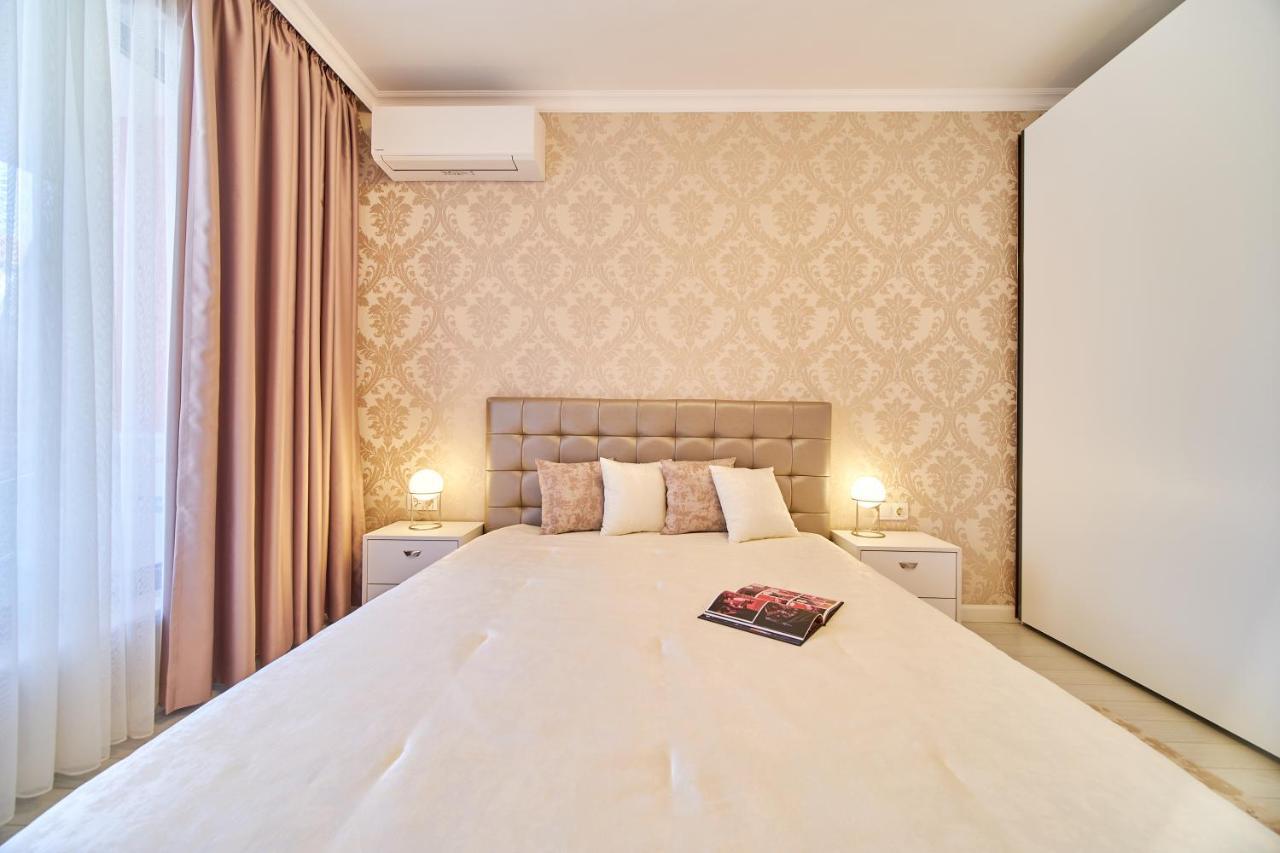 Premium Center Apartment In Grand Karavel Varna Exterior photo